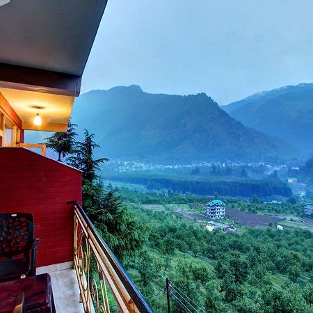 Holiday Bnb Manali Екстериор снимка