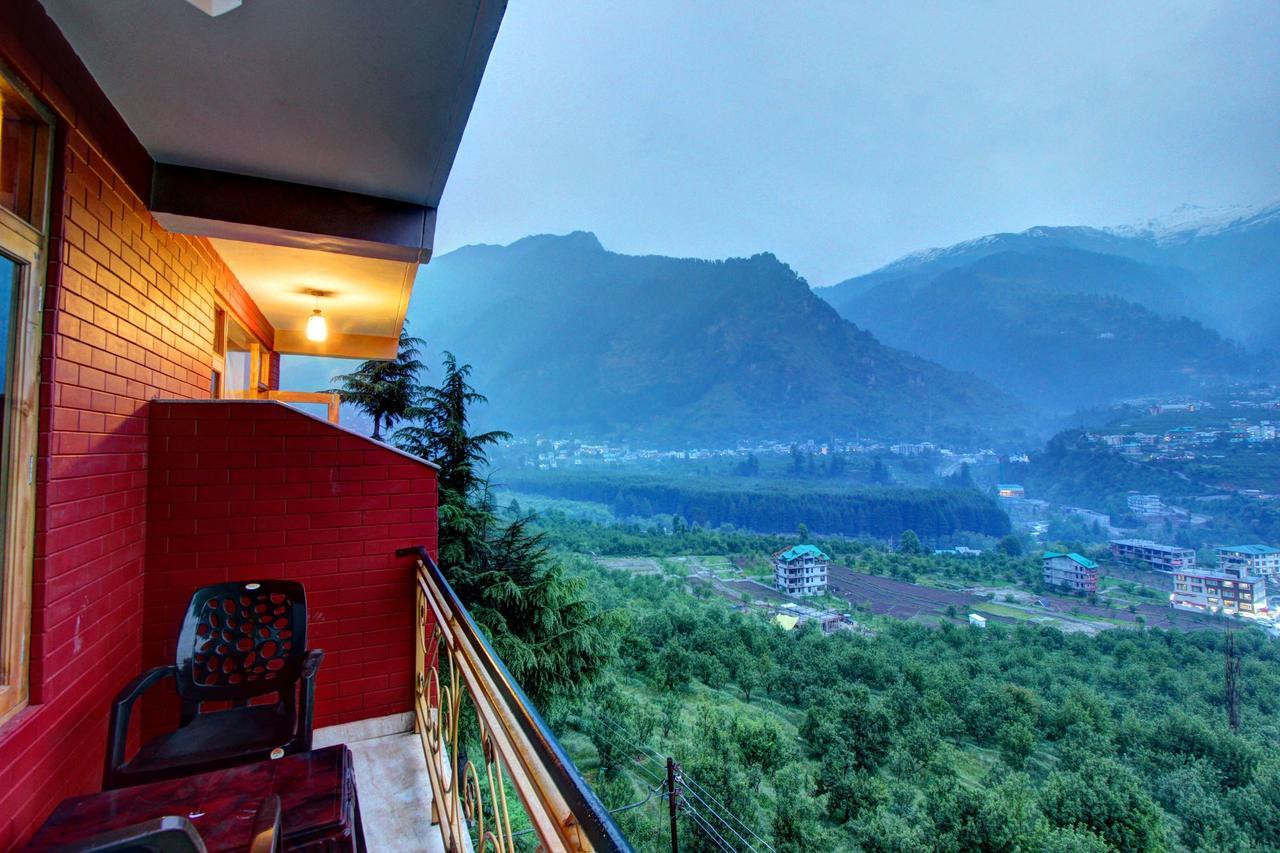 Holiday Bnb Manali Екстериор снимка