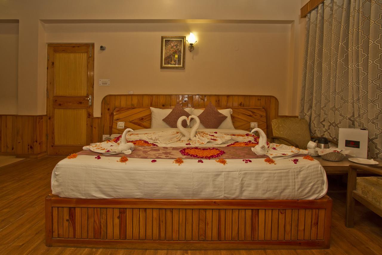 Holiday Bnb Manali Екстериор снимка